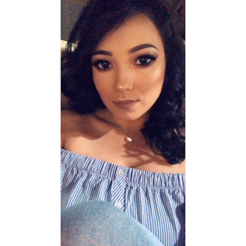 Meet your Posher, Alondra